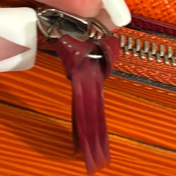 🪧 Authentic Louis Vuitton Piment Epi Leather Emilie Wallet in Orange/Plum. EUC 🪧 - Picture 10 of 16